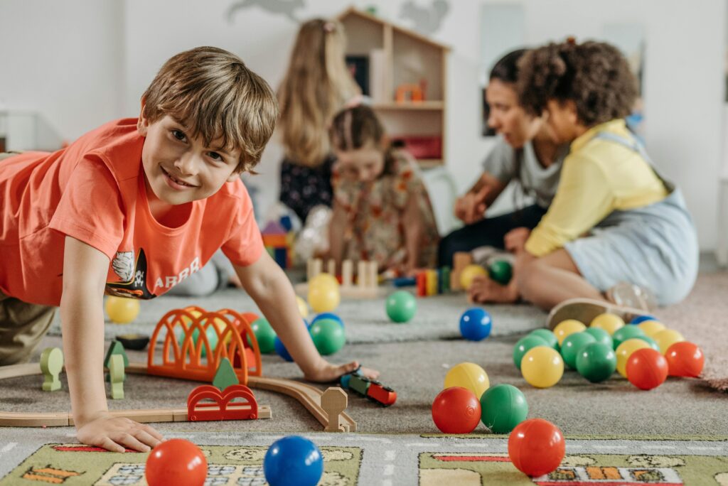study tips for students with adhd - students work with colorful sensory toys